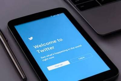 Роскомнадзор потребовал от Twitter разъяснений по блокировке 100 российских аккаунтов - versia.ru