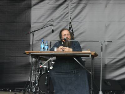 Владимир Соловьев - Владимир Познер - Андрей Кураев - «Католики бы стучали на вас»: Кураев ответил Познеру, заявившему, что принятие православия на Руси стало «одной из величайших трагедий» - rosbalt.ru - Русь