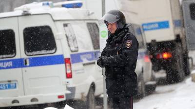 У задержанного в московском метро мужчины нашли страйкбольную гранату - iz.ru