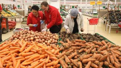 Анна Белоусова - Диетолог назвала способные отбелить зубы продукты - iz.ru