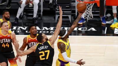 Джеймс Леброн - Руди Гобер - «Юта» обыграла «Лейкерс» в матче НБА - russian.rt.com - Лос-Анджелес - Юта