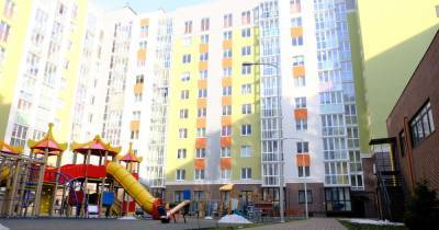 Елена Дятлова - В Калининграде восемь семей из аварийных домов получили квартиры на Карамзина - klops.ru - Калининград