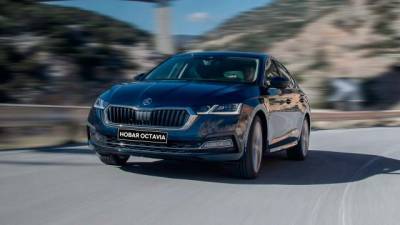 Продажи новых легковых автомобилей в Петербурге в январе возросли на 17% - delovoe.tv - Санкт-Петербург - Петербург