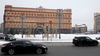 Александр Невский - Феликс Дзержинский - В Москве началось голосование по памятнику на Лубянской площади - svoboda.org - Москва