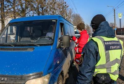 Нацгвардейцы дежурят на блокпостах Прикарпатья и на территории мобильного "ковид"-госпиталя - kp.ua - Ивано-Франковская обл. - Гсчс