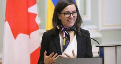 Алеся Украинка - Канадский дипломат чувственно зачитала на трех языках известное стихотворение Леси Украинки (видео) - tsn.ua - Канада
