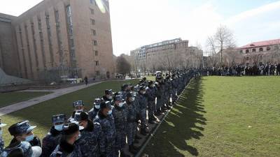 Никол Пашинян - Армен Саркисян - Оник Гаспарян - Попытка военного переворота в Армении - ru.euronews.com - Россия - Украина - Франция - Ереван