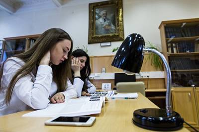 Борис Чернышов - В Рособрнадзоре назвали сроки проведения всероссийских проверочных работ в колледжах - pnp.ru