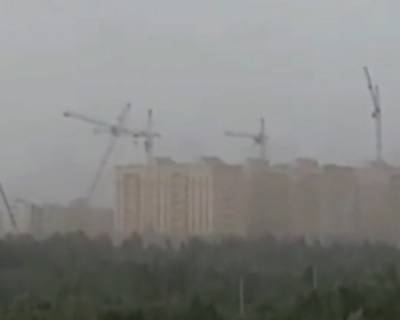 "Экс-Кран" грозит административная ответственность за падение башенных кранов на стройплощадке в Тюмени - nakanune.ru - Тюмень