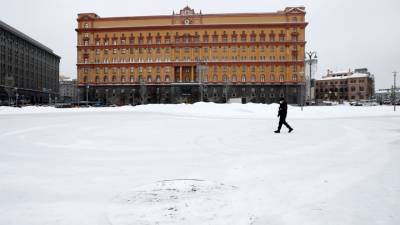 Александр Невский - Феликс Дзержинский - Памятник на Лубянке: проголосовали более 100 тысяч москвичей - vesti.ru