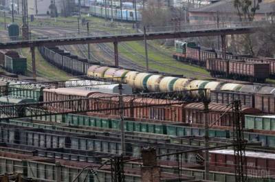 На Одесчине 13-летняя девочка бросилась под поезд - lenta.ua - Одесская обл. - Одесса