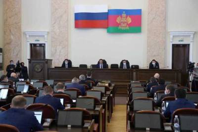 В кубанском парламенте назвали лучший Совет молодых депутатов и лучший комитет Совета по итогам минувшего года - kuban.mk.ru - Краснодарский край - Кубань - Геленджик - район Динский