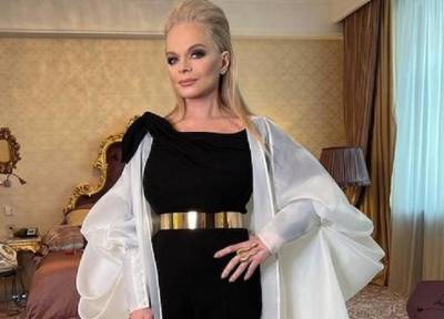 Лариса Долина - Лицо за миллион: стало известно, сколько стоит новая внешность Ларисы Долиной - province.ru - Московская обл.