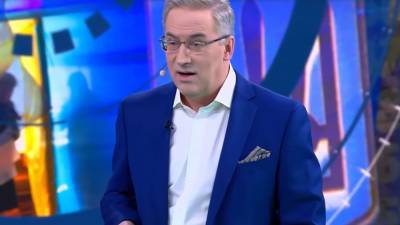 Андрей Норкин - Телеведущий Норкин сорвал аплодисменты после анекдота про гаишника в раю - riafan.ru - Москва