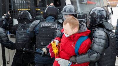 Владимир Путин - Алексей Навальный - Вадим Кобзев - Джо Байден - Навальный этапирован из московского СИЗО - golos-ameriki.ru - Москва