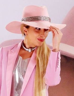 Леди Гага - Мода по-итальянски: Леди Гага восхитила поклонников своим ярким образом в Риме - ivona.bigmir.net - Рим