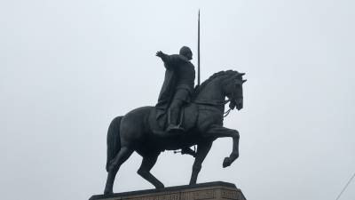 Александр Невский - Михаил Мягков - Историки поддержали установку памятника Невскому на Лубянке - riafan.ru - Москва