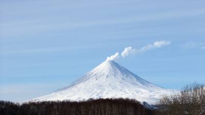 Лавовый поток вулкана Ключевской увеличился до 1,2 км - russian.rt.com - Ключи - район Усть-Камчатский