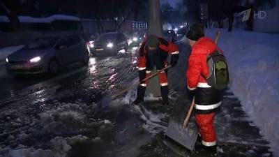 В Центральной России оттепель добавила работы для коммунальных служб - 1tv.ru - Москва - Воронеж - Саратовская обл.