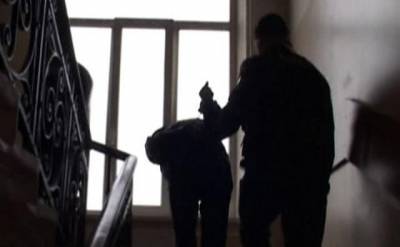 Жителя Удмуртии задержали за убийство в подъезде - gorodglazov.com - респ. Удмуртия - Ижевск - Нападение