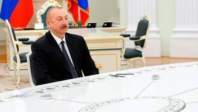 Никол Пашинян - Ильхам Алиев - Алиев назвал события в Армении внутренним делом страны - gazeta.ru - Азербайджан