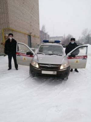 Полуживого мужчину спасли росгвардейцы Сокола - vologda-poisk.ru - Вологда