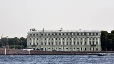 Николай II - Холдинг "Империя" заплатил миллиард за здания на Миллионной улице - delovoe.tv - Санкт-Петербург - Япония