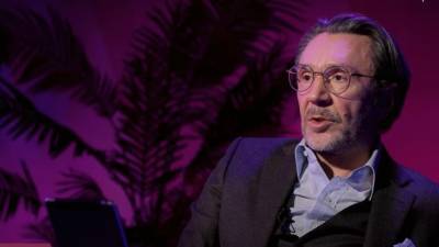 Сергей Шнуров - Сергей Шнуров сравнил депутатов с карликами, которые борются со стихией - newizv.ru