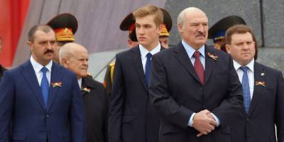 Александр Лукашенко - Виктор Лукашенко - Пост главы НОК Белоруссии вместо Лукашенко занял Лукашенко - ruposters.ru