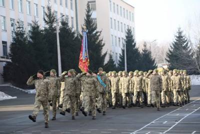 На параде ко Дню независимости украинские военные будут поднимать ноги не так высоко - kp.ua
