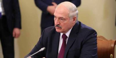 Александр Лукашенко - Лукашенко обвинил белорусских спортсменов в лишении страны ЧМ по хоккею - ruposters.ru