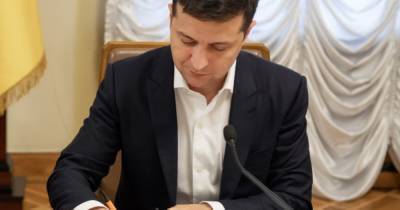 Владимир Зеленский - Зеленский увеличил на полсотни численность аппарата СНБО - dsnews.ua - Снбо