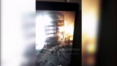 На видео попало обрушение подъемника в Мурманской области - vesti.ru - Мурманская обл.
