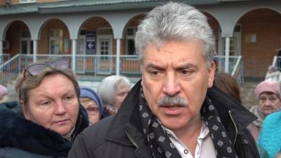 Павел Грудинин - Миллиардов мало: коммерсант Грудинин хочет ободрать поселковых почтальонов - polit.info