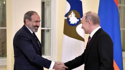 Владимир Путин - Дмитрий Песков - Никол Пашинян - Песков раскрыл подробности телефонного разговора Путина и Пашиняна - riafan.ru - Москва