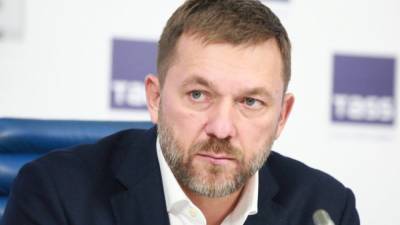 Дмитрий Саблин - В Госдуме РФ отреагировали на авиаудары США по Сирии - riafan.ru - Москва - Сирия - Ирак - Иран