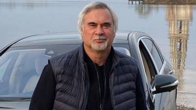 Константин Меладзе - Альбина Джанабаева - Валерий Меладзе - Вот это парень! Как сегодня выглядит рожденный в тайне сын Меладзе и Джанабаевой? - 5-tv.ru