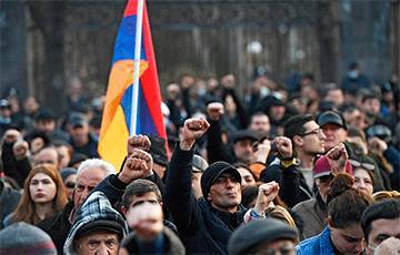 Армен Саркисян - Никола Пашинян - Оник Гаспарян - Армения: противостояние Пашиняна и генштаба продолжается - charter97.org