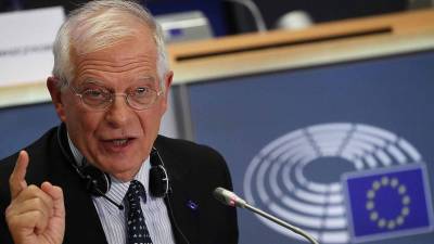 Жозеп Боррель - В ЕС вступили против замены политики в отношении России на санкции - gazeta.ru