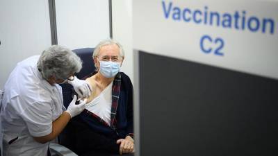 В Швейцарии после прививки от COVID-19 умерли 16 человек - iz.ru - Швейцария