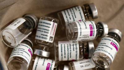 Эндрю Поллард - AstraZeneca планирует создать вакцину от новых штаммов коронавируса - russian.rt.com - Англия