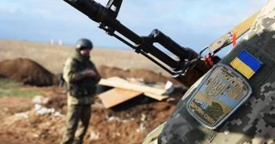 За сутки оккупанты четырнадцать раз обстреляли силы ООС, 11 бойцов получили ранения - dsnews.ua - населенный пункт Пески - населенный пункт Луганское