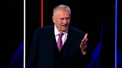Владимир Жириновский - Зараза и бомжи: Жириновский обратился к россиянам - vesti.ru - Мальдивы