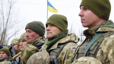 Произведенное в РФ картофельное пюре в тарелках солдат ВСУ возмутило украинцев - polit.info - Украина - Брянская обл.