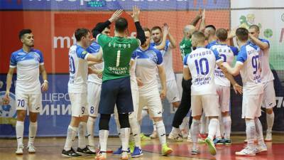 Мини-футбол. "Динамо-Самара" отобрала очки у чемпионов страны - vesti.ru - Тюмень - Самара - Югра