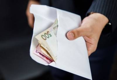 Оклады школьных медиков планируют повысить на 50% - facenews.ua