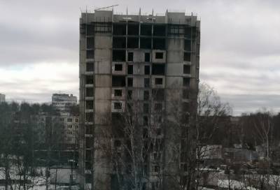 Разбился насмерть: Жители Выборга сообщают о гибели ребенка в заброшенном здании - online47.ru - Выборг