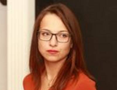 Журналистку издания «Baza» задержали в Петербурге - abnews.ru - Санкт-Петербург