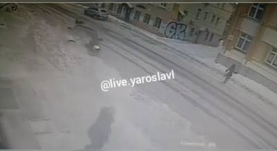 В соцсетях появилось видео аварии у «Меркурия» в Ярославле - progorod76.ru - Ярославская обл. - Ярославль