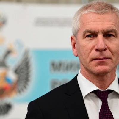 Александр Большунов - Олег Матыцин - Олег Матыцин поздравил Александра Большунова с золотой медалью - radiomayak.ru